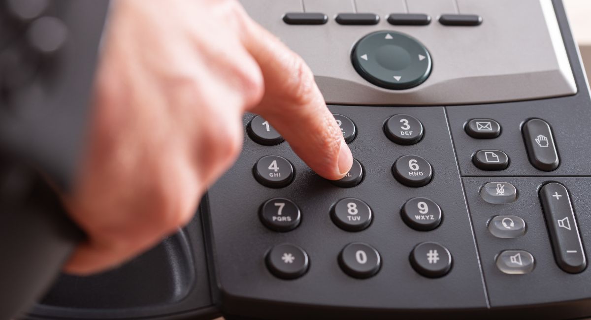 legacy network shutdown Connecticut business phone system Body image 1: AT&T Verizon copper network retirement Connecticut image